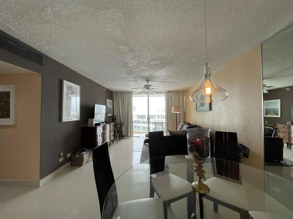 2Br Condo At Isla Verde Beach San Juan